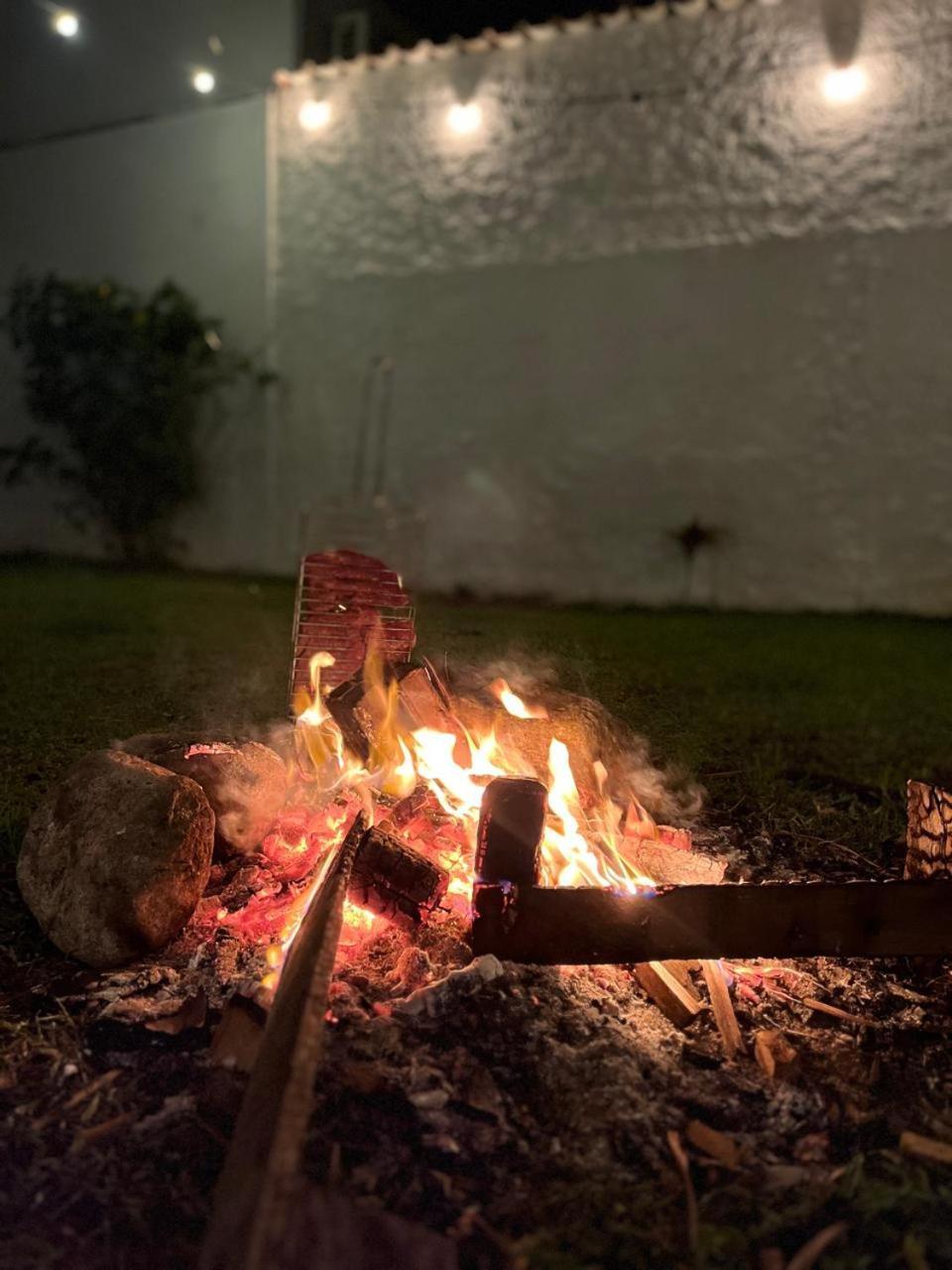 Casa Com Quadra De Areia Boraceia Sao Sebastiaoヴィラ エクステリア 写真